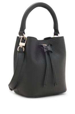 Logo-lettering bucket bag in leather, Black