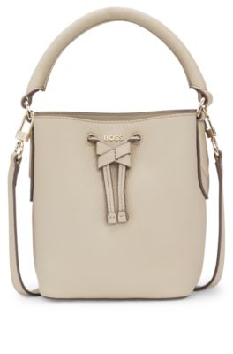 Logo-lettering bucket bag in leather, Light Beige