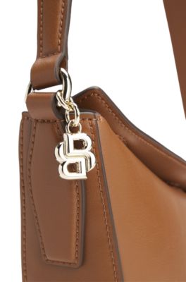 Bolso hobo con colgante de monograma Double&nbsp;B, Marr&oacute;n