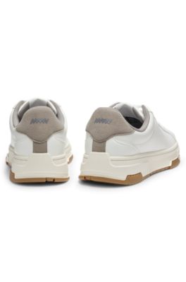 Deportivas de piel sint&eacute;tica con detalles de zigzag, Blanco