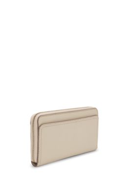 Zippered wallet in grained leather with metallic logo lettering, Light Beige