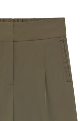 Pantalones straight fit con pinzas en la parte delantera, Cal