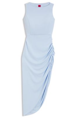 Vestido de crep&eacute; con dobladillo asim&eacute;trico fruncido, Celeste