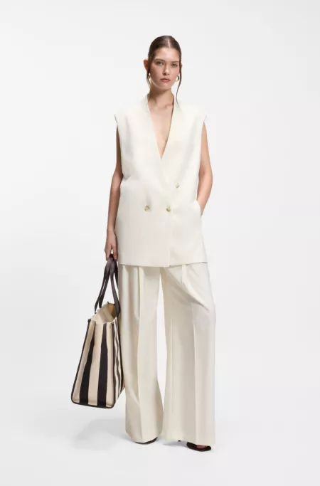 Sleeveless relaxed-fit blazer in a wool blend