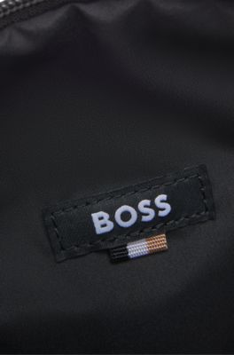 Bolso mensajero de piel sint&eacute;tica con detalles reflectantes, Negro