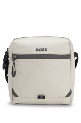 Sac reporter en similicuir avec d&eacute;tails r&eacute;fl&eacute;chissants, Beige clair