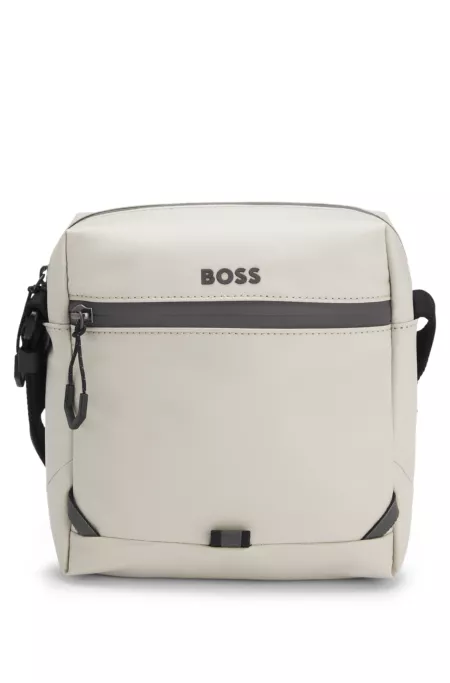 Reflective-detail reporter bag in faux leather