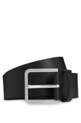 Cintur&oacute;n de piel con letras de logo met&aacute;licas, Negro