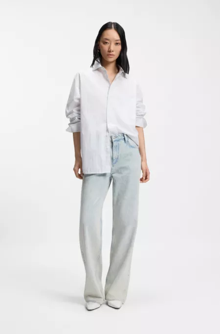 Blue boyfriend-fit jeans in rigid denim