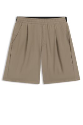 Water-repellent shorts in micro-waffle fabric, Light Green