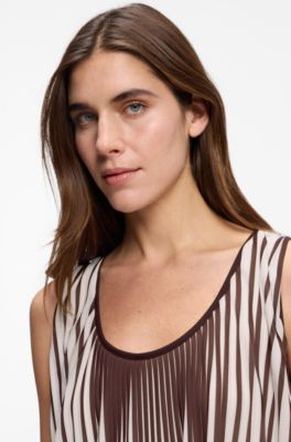 A-line dress with two-tone pliss&eacute; pleats, Patterned