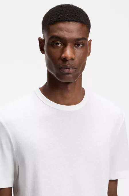 Cotton-linen T-shirt in a regular fit