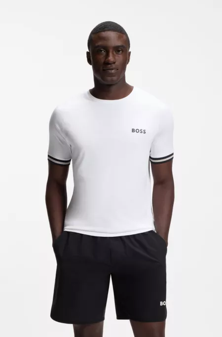 Active slim-fit T-shirt with tennis-ball embossing