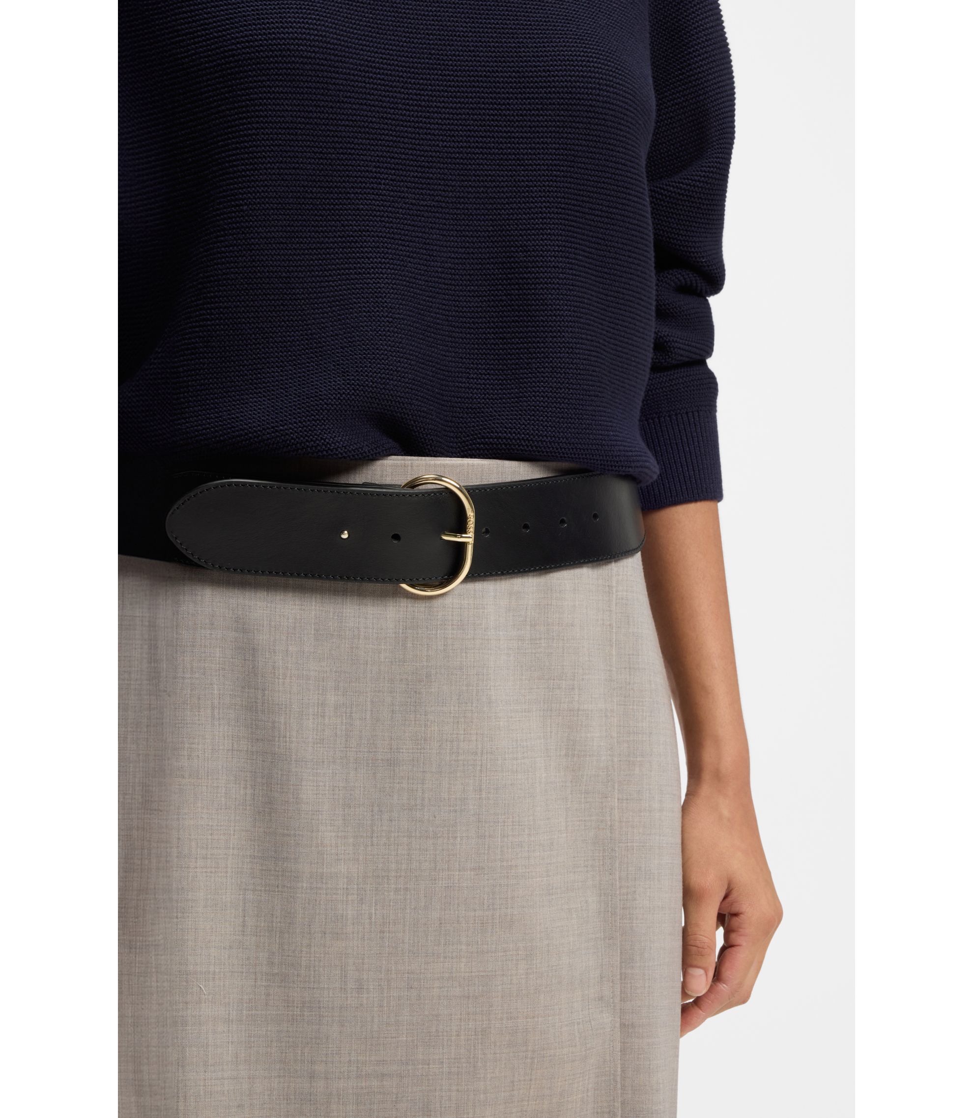 BOSS - Leather belt with gold-tone buckle - Black display picture 2