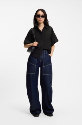 Blusa regular fit con pu&ntilde;os enrollados, Negro