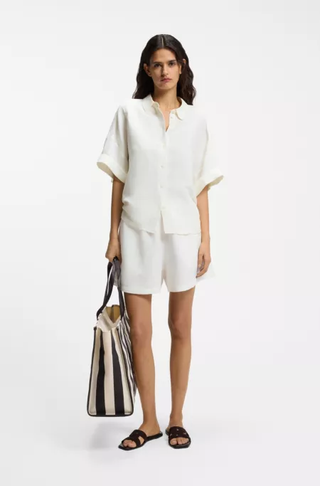 Regular-fit blouse with rolled cuffs