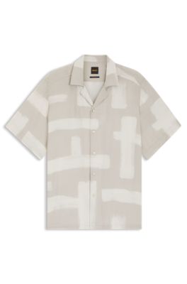 Camisa regular fit con estampado grande, Gris claro