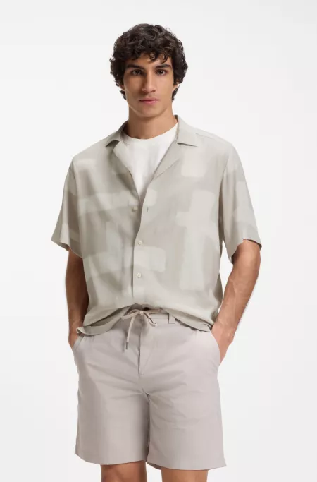 Regular-fit shirt with maxi print