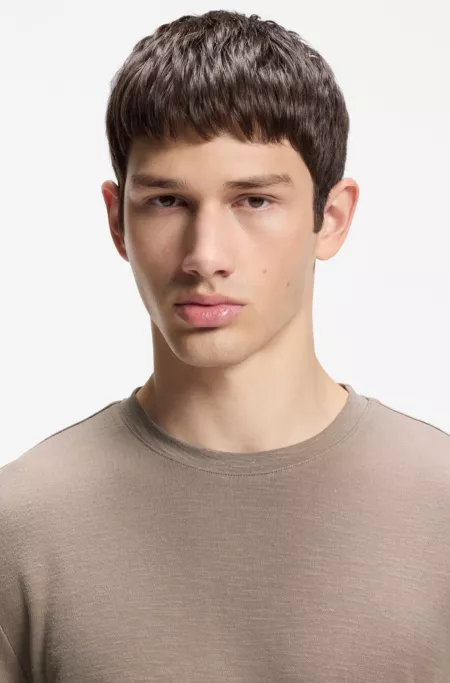 Slub-interlock T-shirt in a slim fit