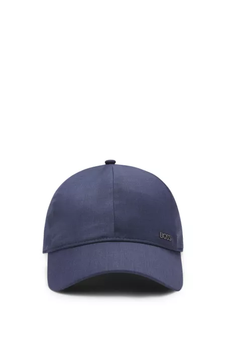 Logo-lettering cap in virgin wool