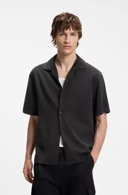 Oversized-fit shirt with camp collar