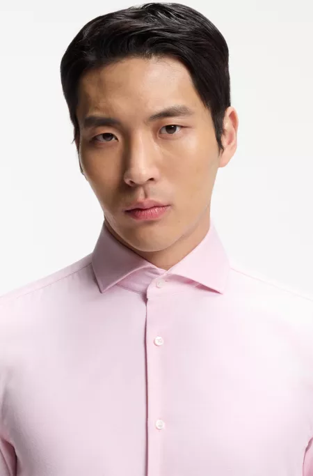 Slim-fit shirt in structured wrinkle-free cotton