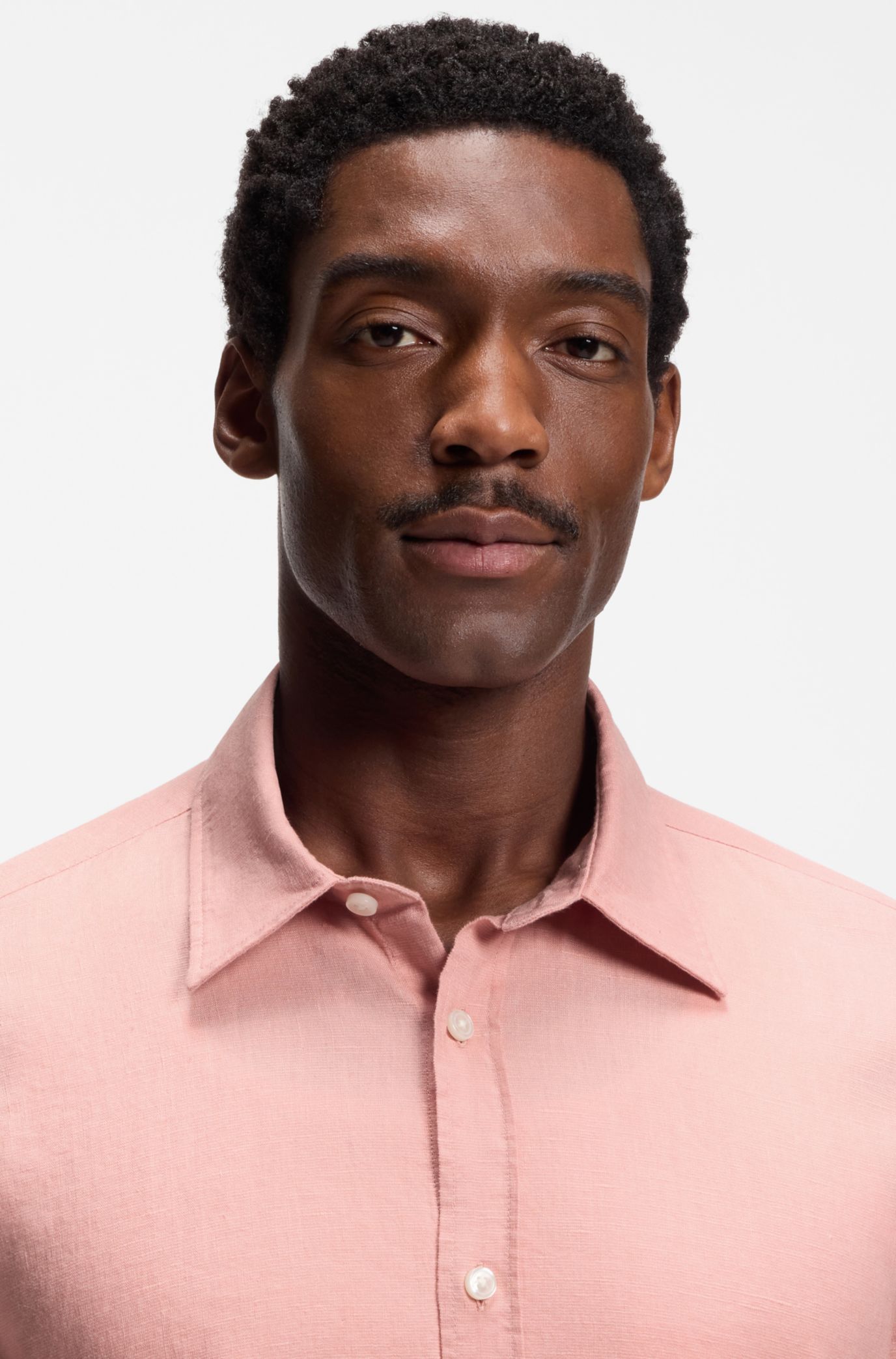 BOSS 長袖トレーニングシャツ BOSS - Slim-fit shirt in stretch linen - light pink