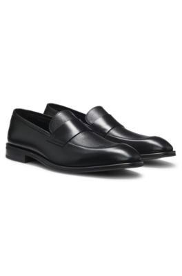 Mocassins en cuir avec effets lisses et grain&eacute;s, Noir