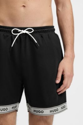 Ba&ntilde;ador tipo shorts de malla con cinta de logo en jacquard, Negro