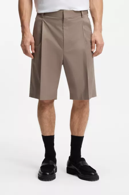 Relaxed-fit shorts in stretch-cotton twill