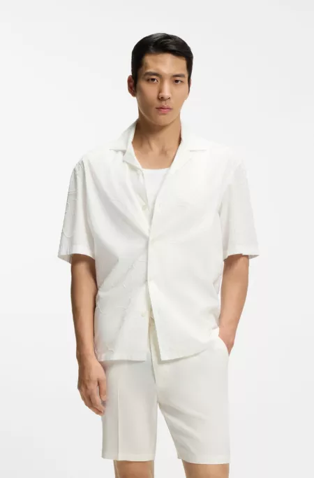 Relaxed-fit shirt in floral-embroidered cotton