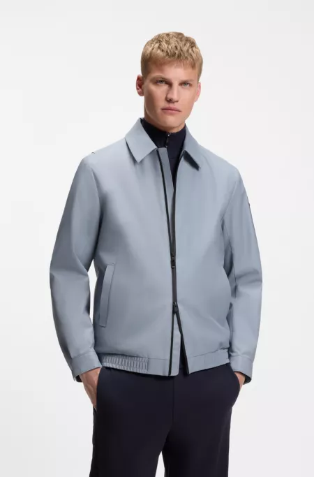 Water-repellent jacket in stretch material