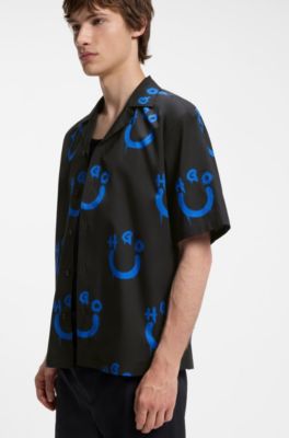 Chemise coupe d&eacute;contract&eacute;e &agrave; logo imprim&eacute;, Noir