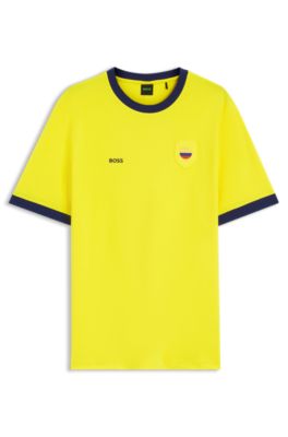 Camiseta de algod&oacute;n el&aacute;stico con bandera nacional y logo, Amarillo claro