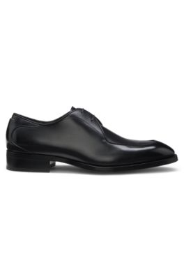 Brushed-leather Derby shoes with apron toe, Black