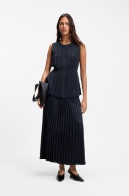 Pliss&eacute;-satin skirt with chevron pattern, Dark Blue