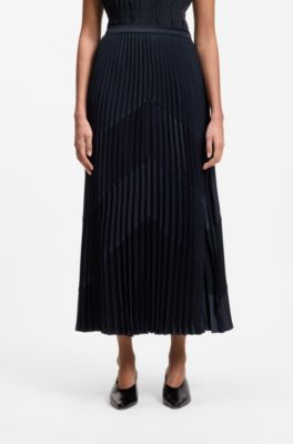 Pliss&eacute;-satin skirt with chevron pattern, Dark Blue