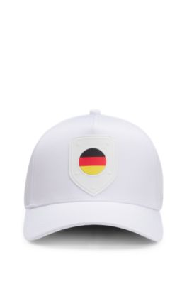 Logo cap in lustrous twill with country-flag badge, Germany White