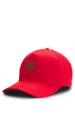 Logo cap in lustrous twill with country-flag badge, Light Red