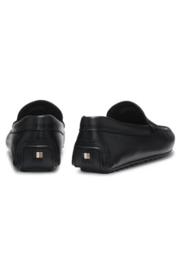 Leather moccasins with woven vamp, Black