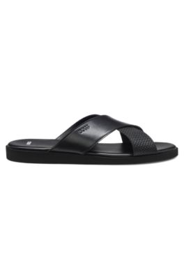 Mules en similicuir &agrave; brides unies et &agrave; motif, Noir