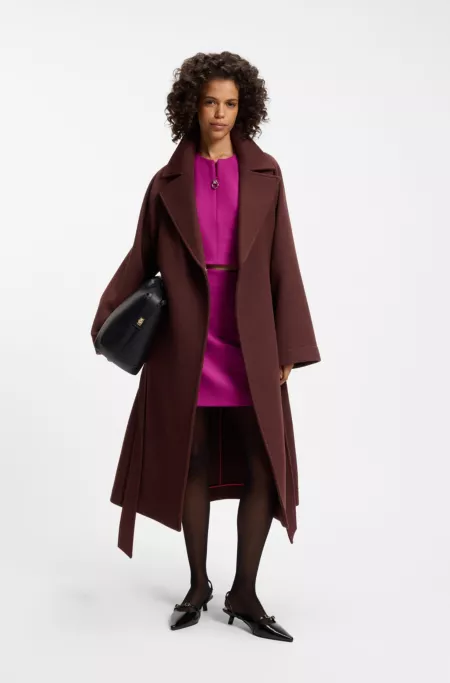 Belted coat in a wool blend