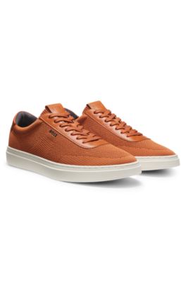 Deportivas con cordones, empeines de punto y apliques de piel, Marr&oacute;n