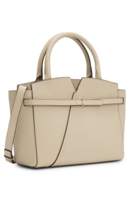 Bolso tote peque&ntilde;o de piel BOSS Revers con detalle de cintur&oacute;n, Beige claro