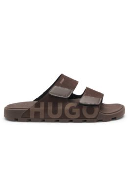 Mules en faux cuir su&eacute;d&eacute; avec d&eacute;tails de logo, Brun chin&eacute;