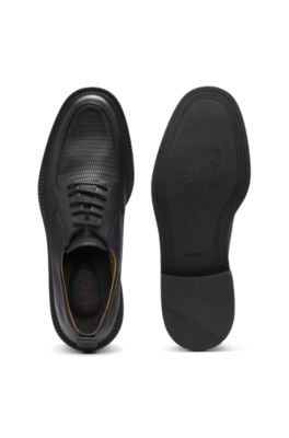 Derby shoes in leather with straw-print vamp, Black