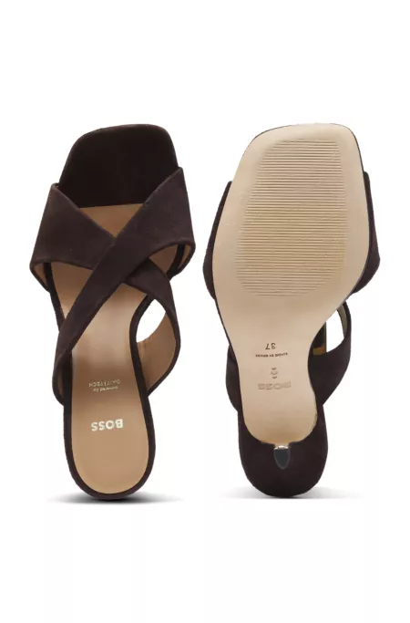 Suede sandals with crossover straps