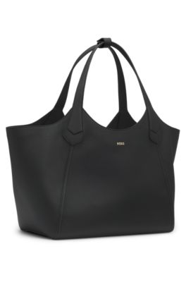 Bolso tote de piel con letras de logo met&aacute;licas, Negro