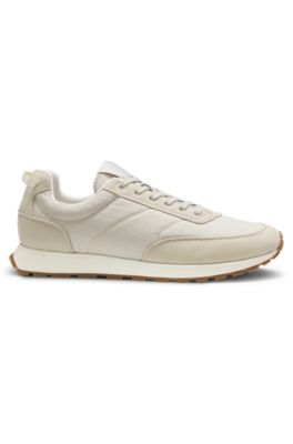 Deportivas estilo zapatillas de correr con empeines con monograma de jacquard, Beige claro