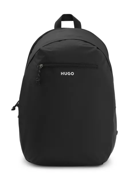 Backpack with contrast logo